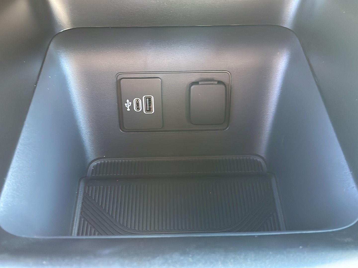 New 2026 Agate Black Metallic Ford Tremor® image 22