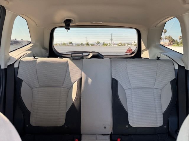 Used 2019 White Subaru Base image 19
