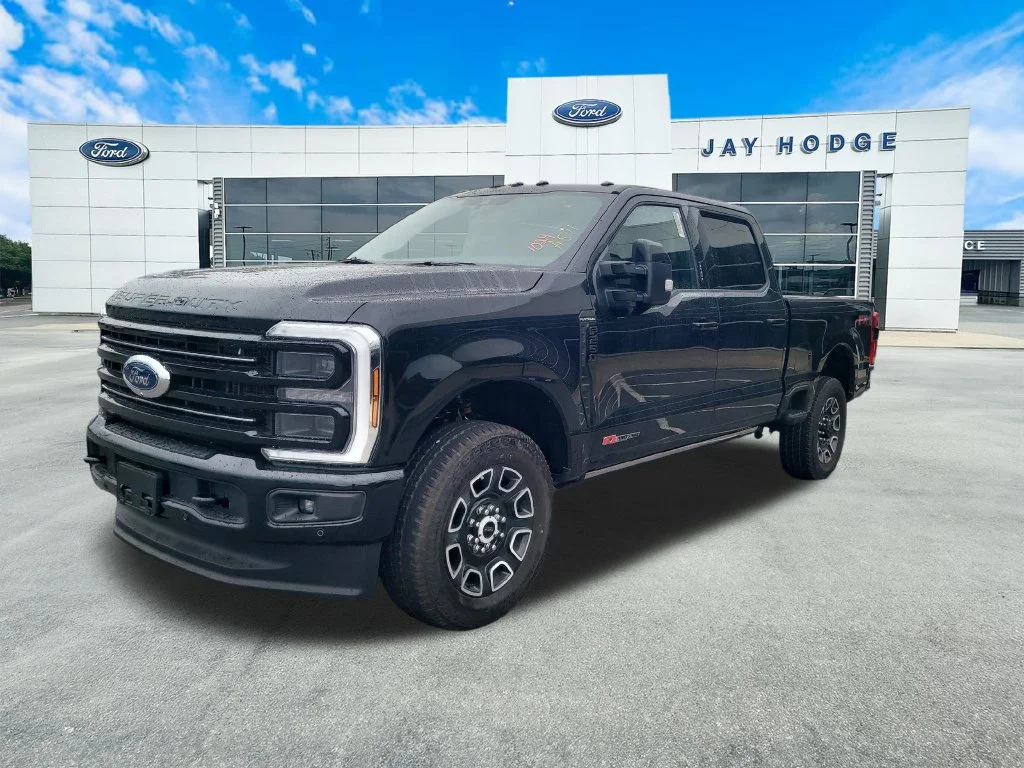 2026 Ford F-250 Super Duty Platinum - Photo 10