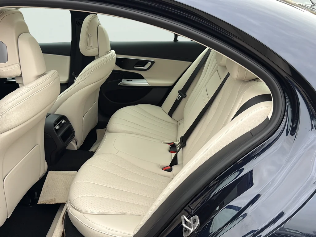 New 2026 Nautical Blue Metallic Mercedes-Benz E 350 image 20