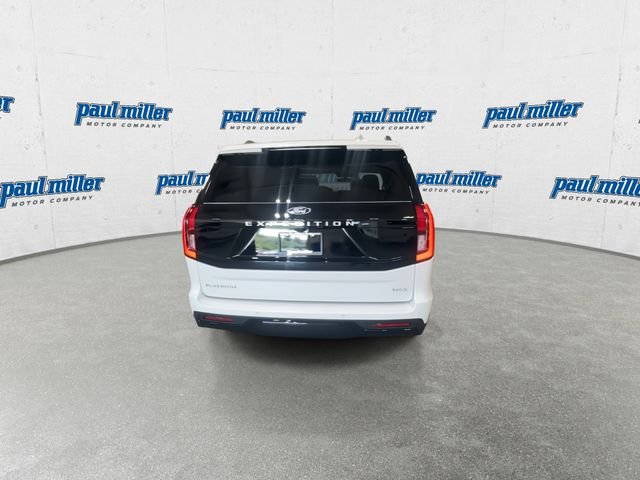 New 2027 White Ford Platinum image 9