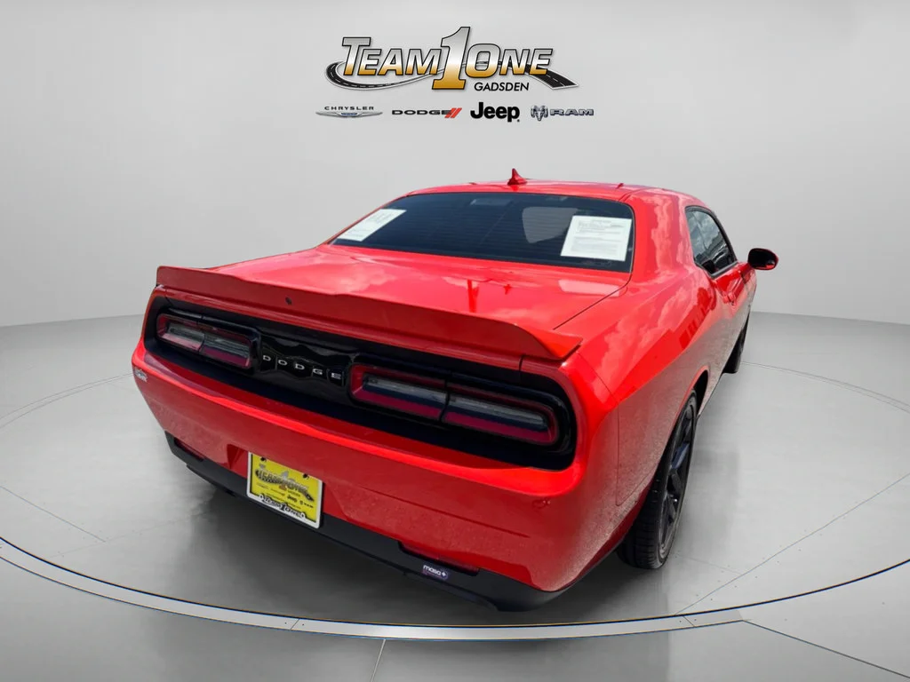 Used 2022 Go Mango Dodge R/T image 9