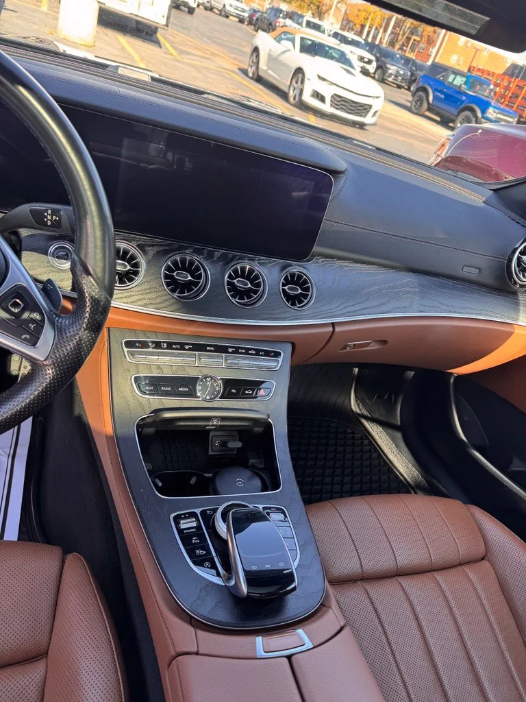 Used 2018  Mercedes-Benz E 400 image 9