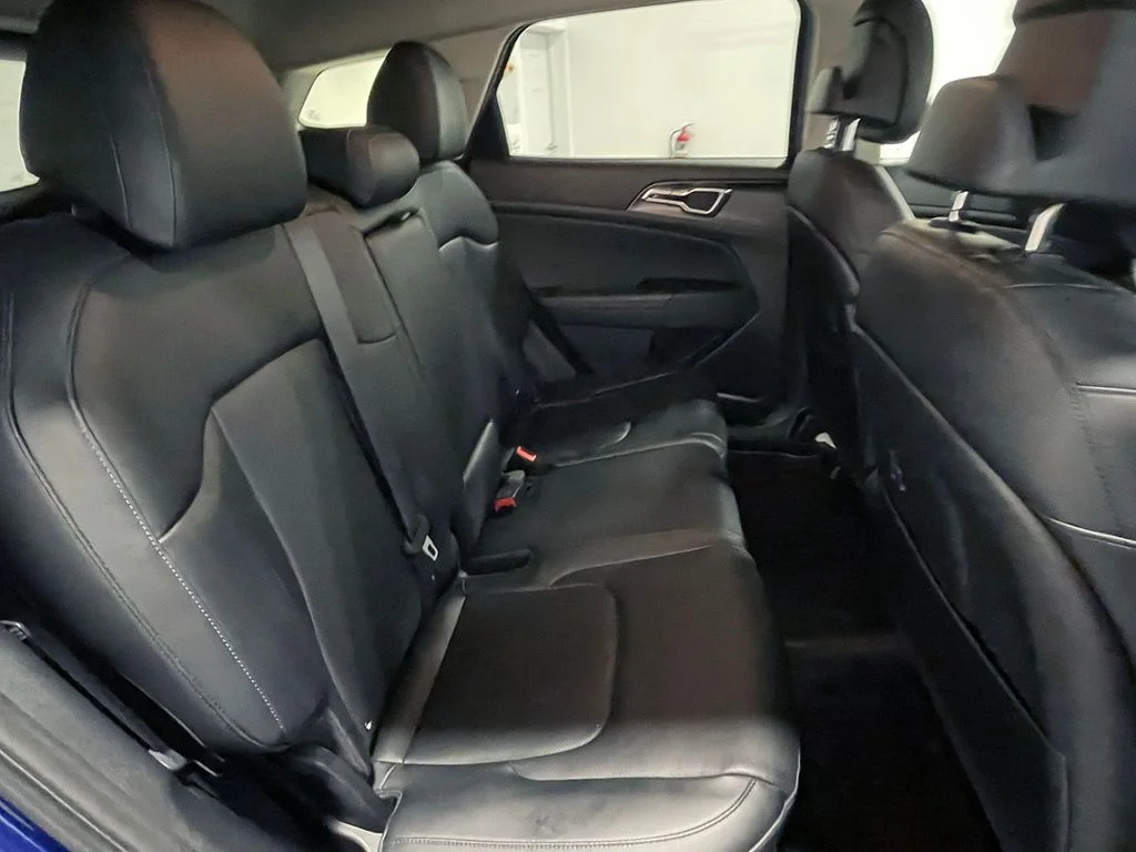 Used 2023 Blue Kia EX image 21