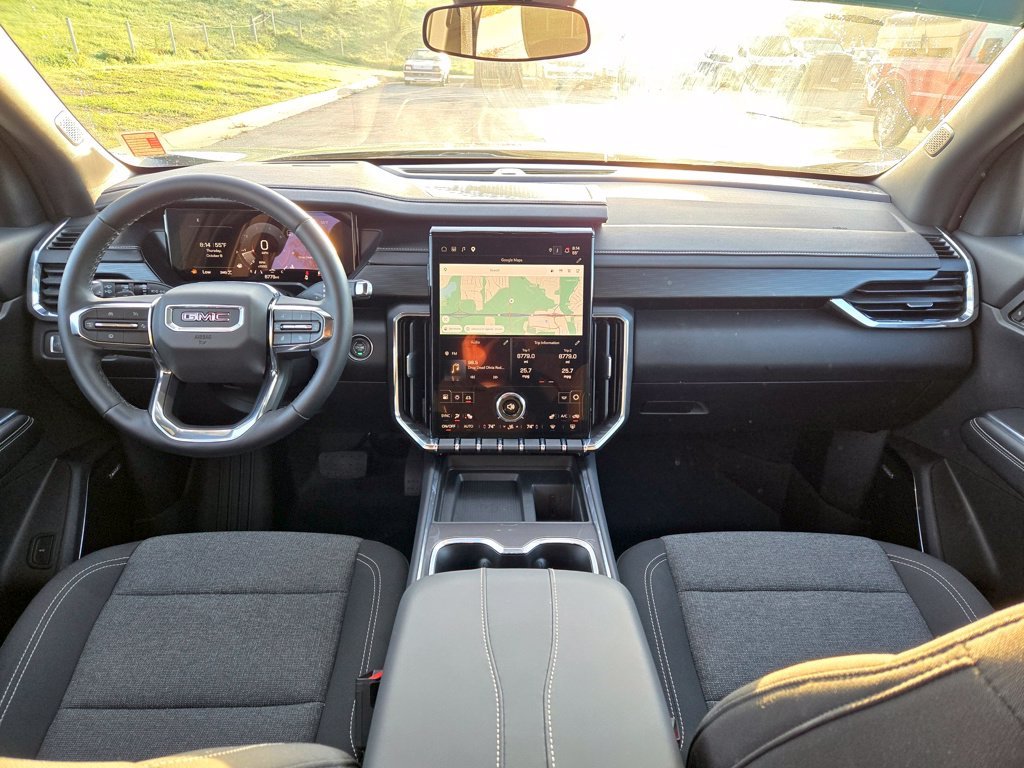 Used 2025 Silver GMC Elevation image 16
