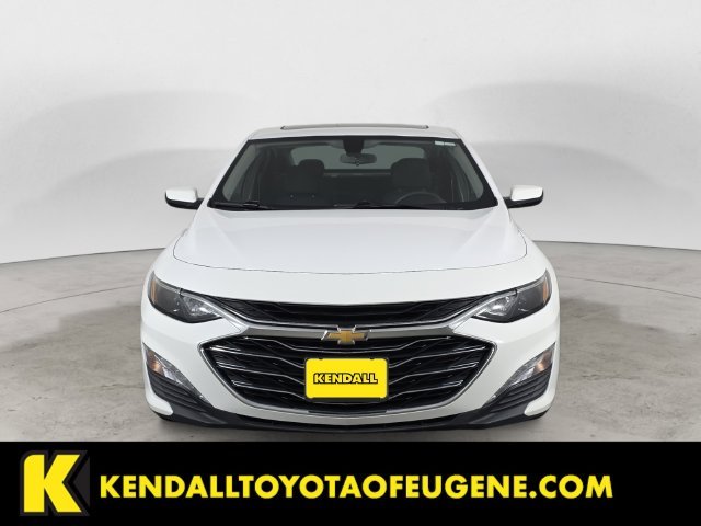 Used 2021 White Chevrolet LT image 2