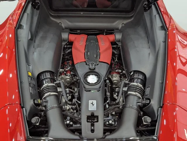 Used 2021 Red Ferrari Base image 35