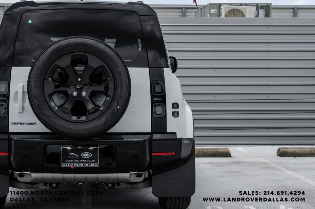 New 2026 Fuji White Land Rover S image 53