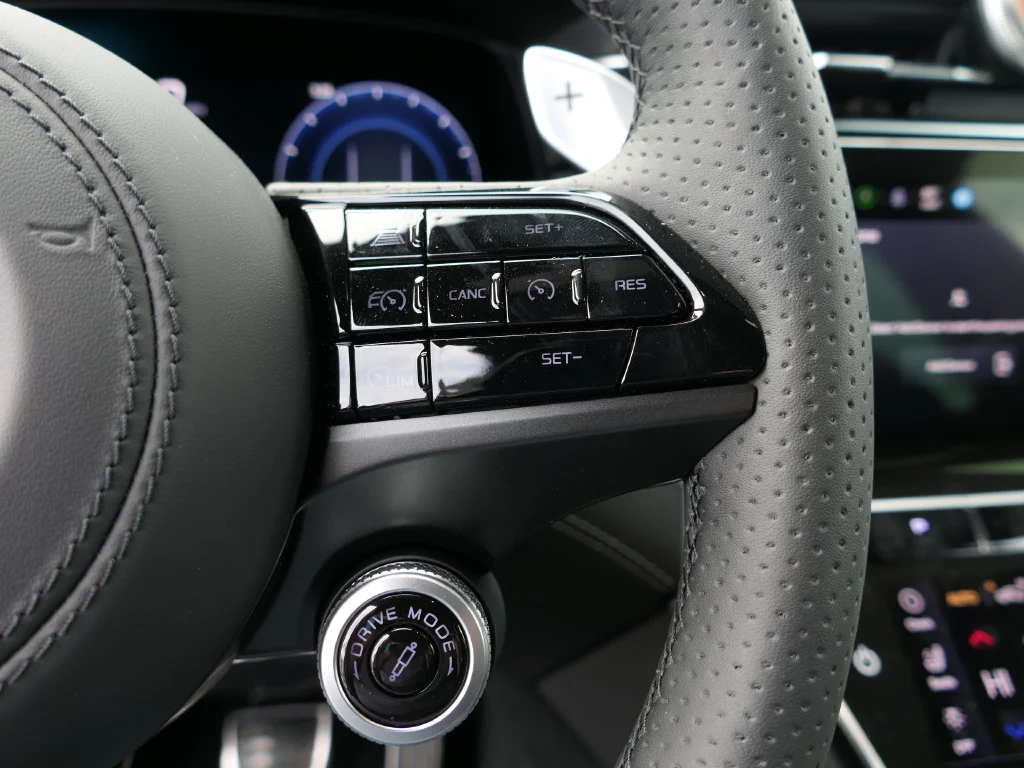 2026 Maserati Grecale Modena V6 - Photo 14