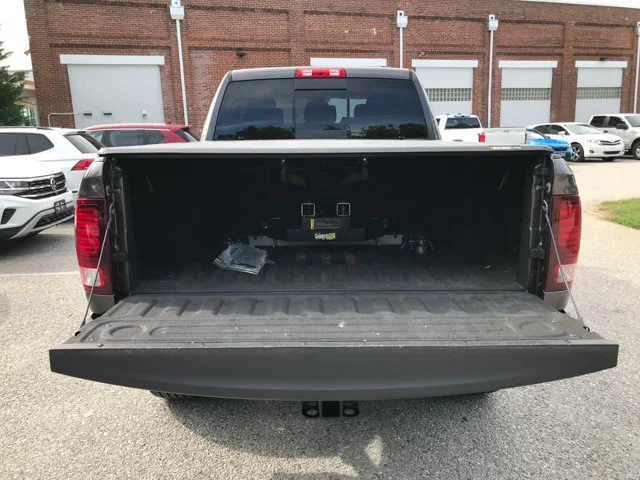 Used 2018 Granite Crystal Metallic Clearcoat Ram Laramie image 25
