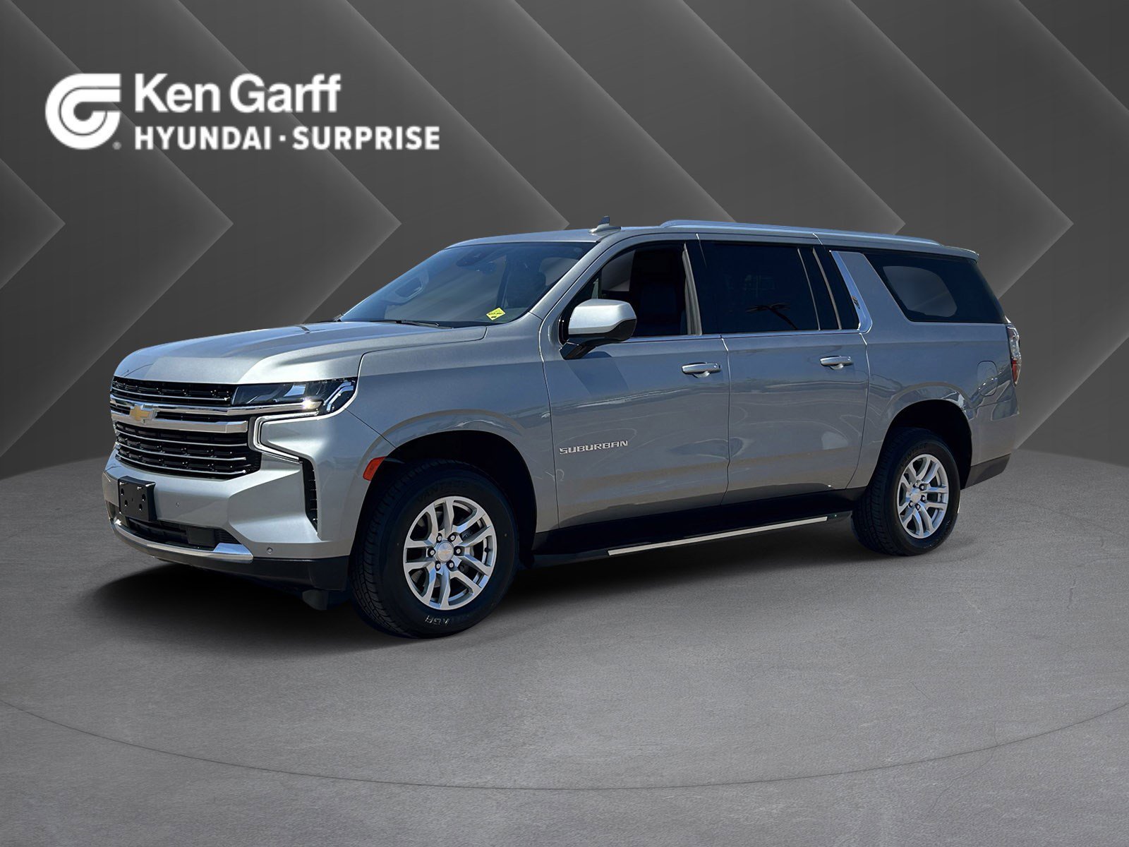 2024 Chevrolet Suburban 2WD 1500 LT's photo