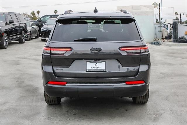 New 2026 Baltic Gray Metallic Clear-Coat Exterior Paint Jeep Laredo image 8