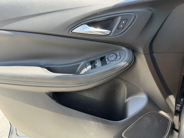 Used 2020 Gray Buick Preferred image 31