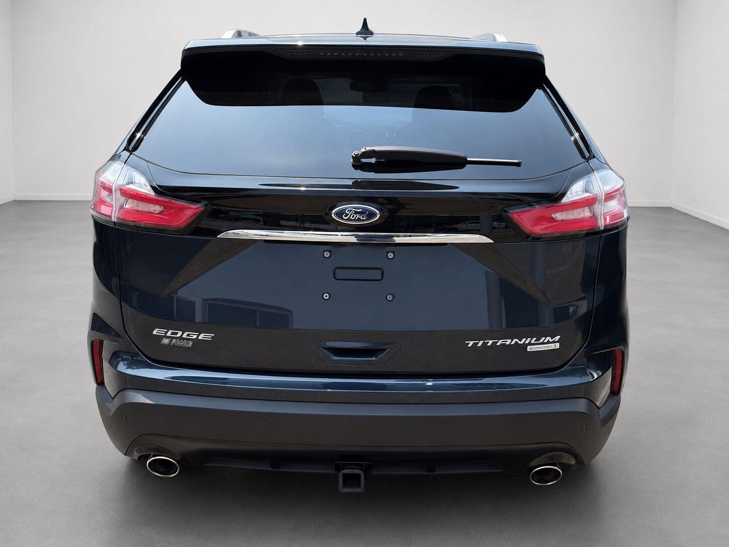 Used 2019 Baltic Sea Green Metallic Ford Titanium image 3