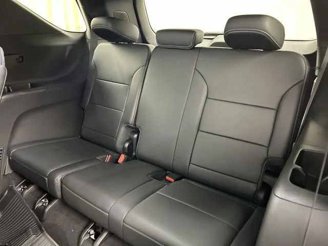 New 2027 Radiant Red Tintcoat Chevrolet LT image 24