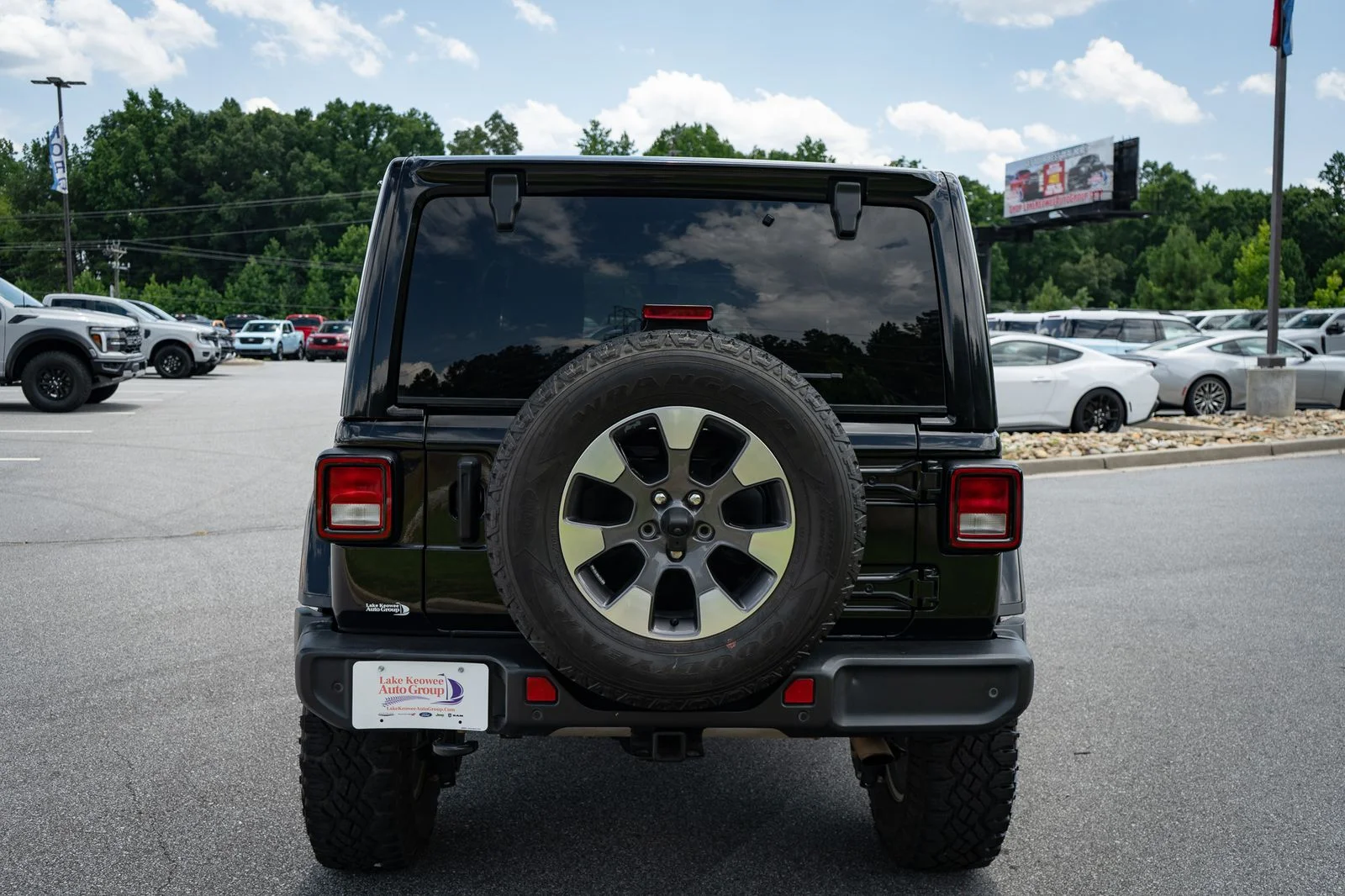 Used 2021 Black Clearcoat Jeep Unlimited Sahara image 8