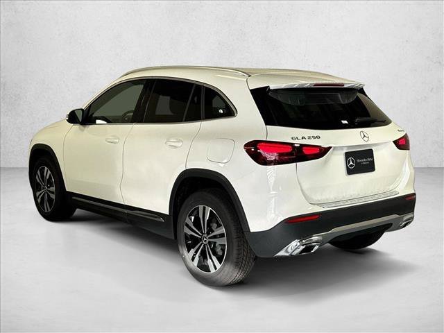 New 2026 Polar White Mercedes-Benz GLA 250 image 36