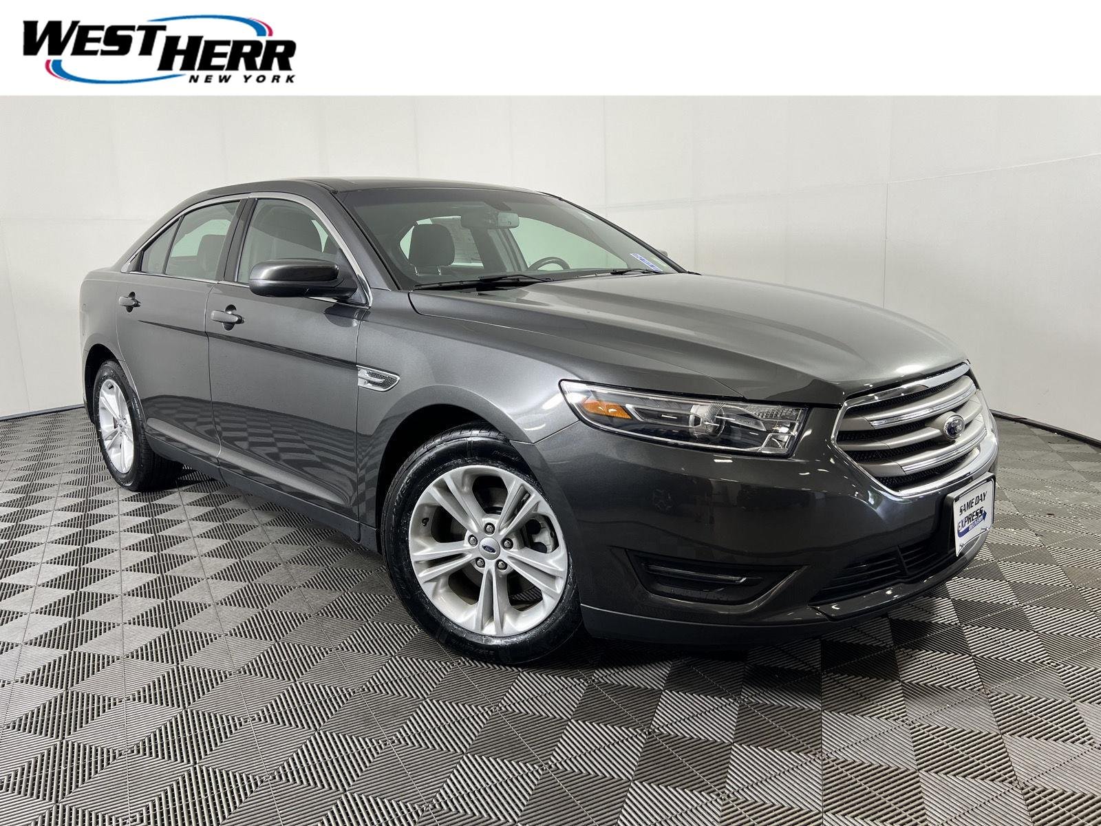 Used 2018 Magnetic Ford SEL image 1