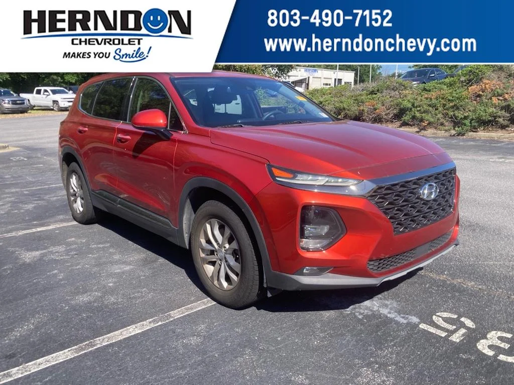 2019 Hyundai Santa Fe SEL 2.4's photo