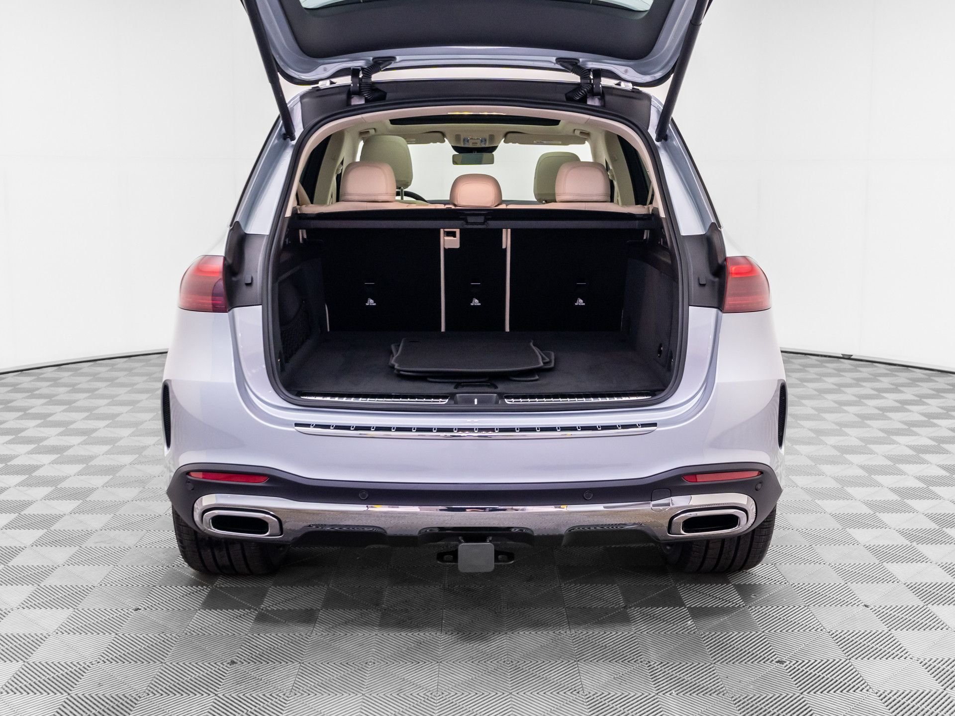New 2026 Cirrus Silver Metallic Mercedes-Benz GLE 350 image 34