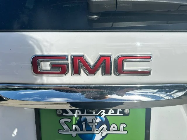 Used 2024 White GMC SLT image 53