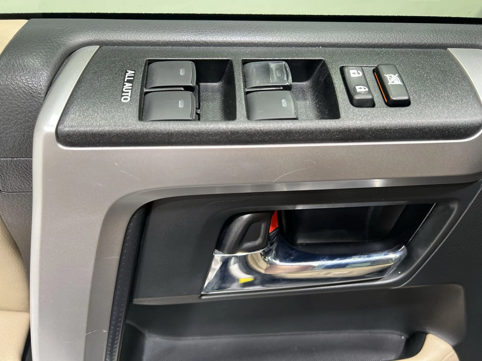 Used 2021 Gray Toyota SR5 image 13