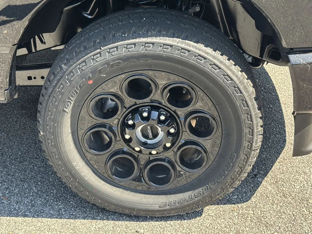 New 2026 Agate Black Metallic Ford F-350® Lariat® image 12