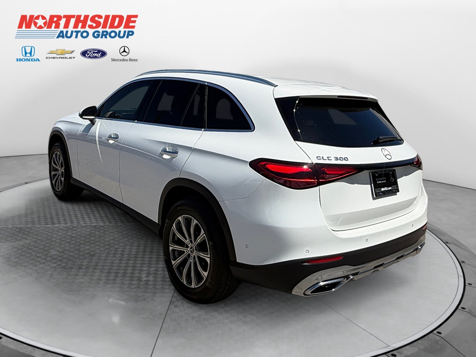 Certified Used 2026 Polar White Mercedes-Benz GLC 300 image 5