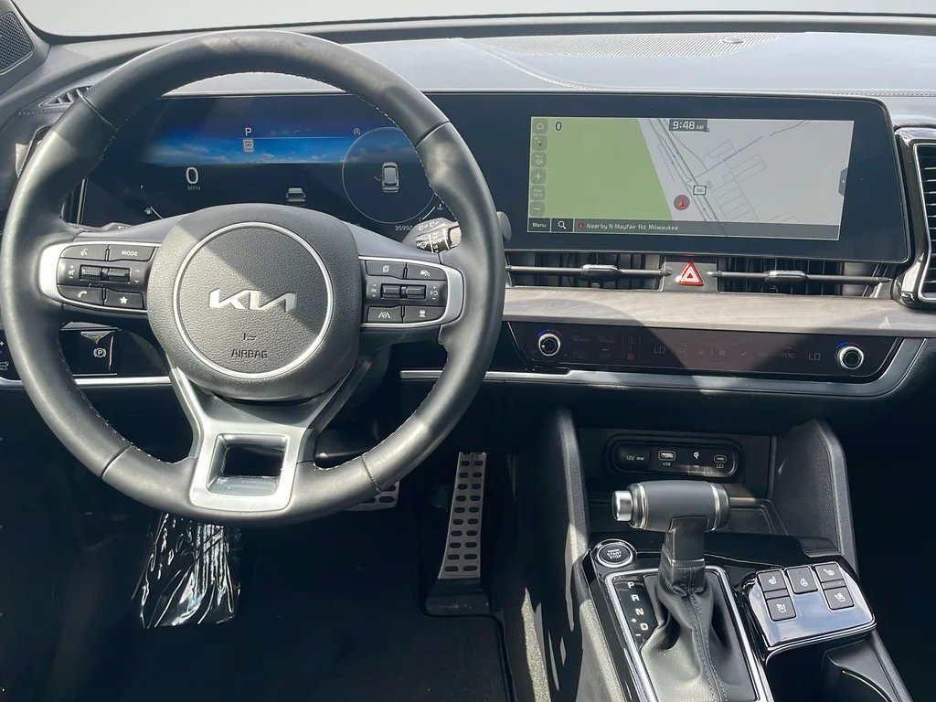 Used 2023 Black Kia X-Pro Prestige image 11