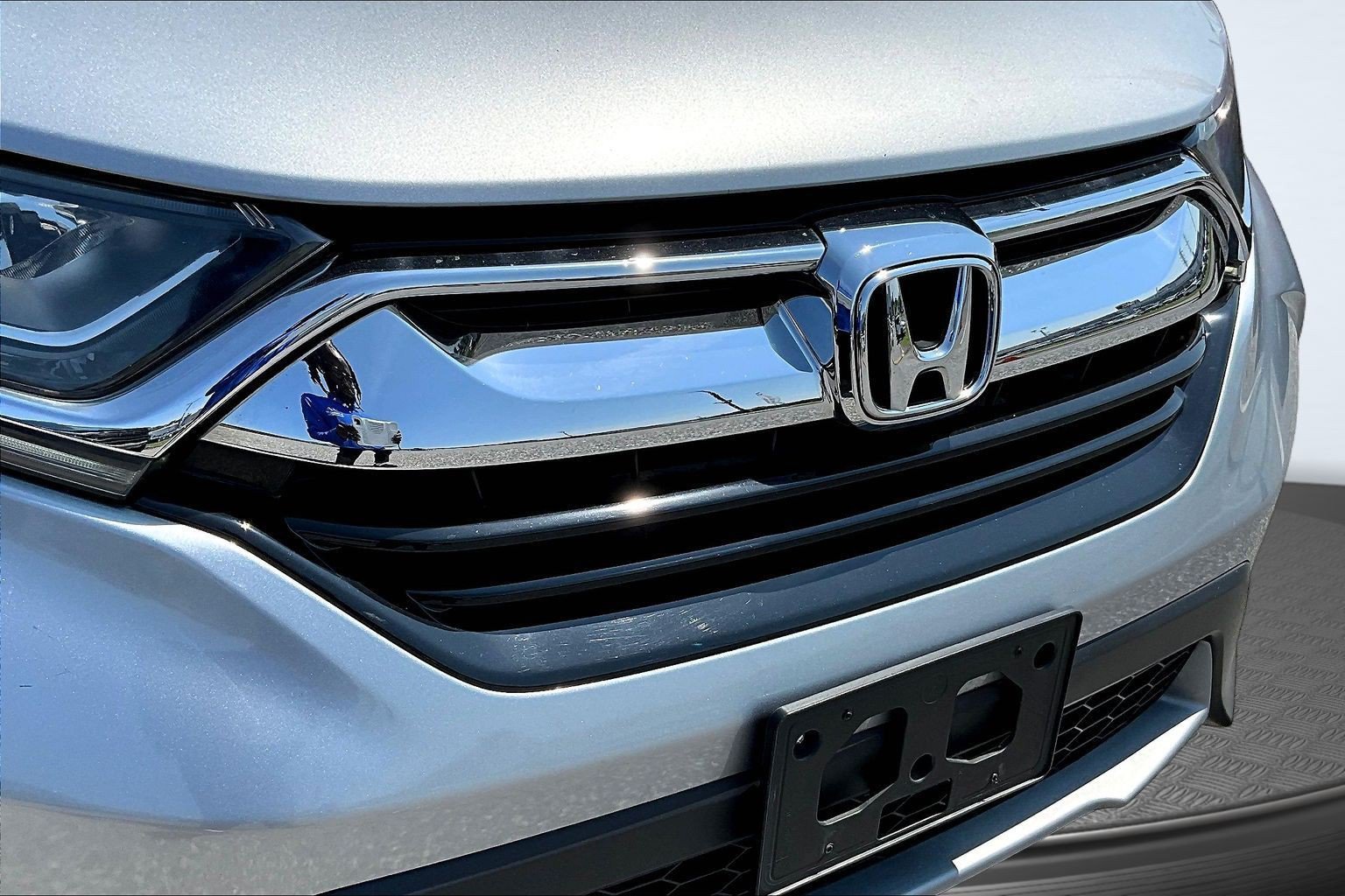 Used 2017 Silver Honda LX image 28