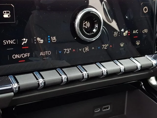 New 2026 Sterling Metallic GMC AT4 image 15