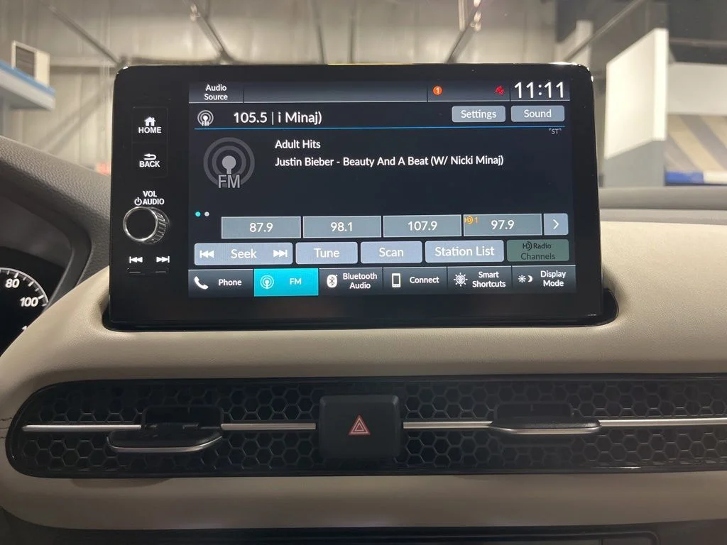 Used 2024 Modern Steel Metallic Honda EX-L image 23