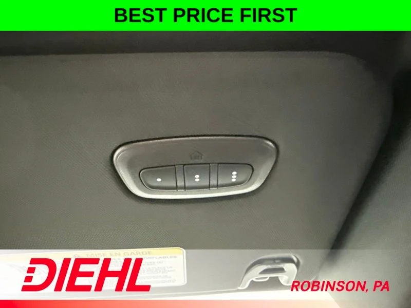 New 2026 Diamond Black Crystal Pearl-Coat Exterior Paint RAM Big Horn/Lone Star image 33