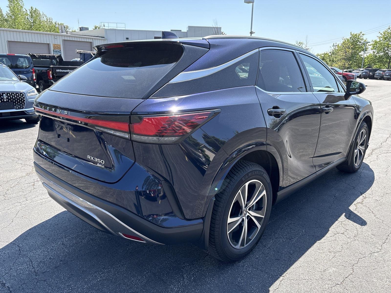 Used 2025 Nightfall Mica Lexus Premium image 20