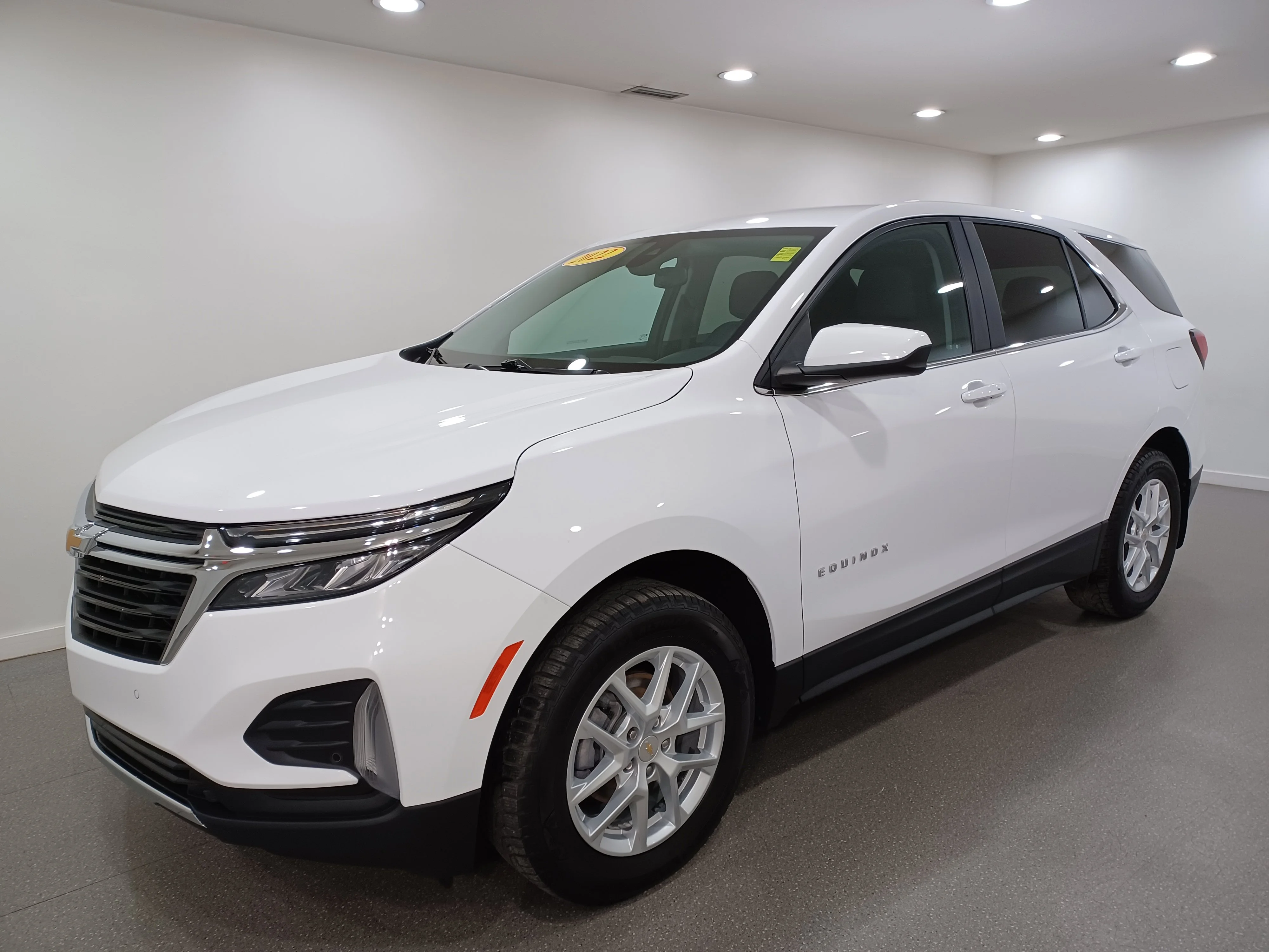 Certified Used 2022 Iridescent Pearl Tricoat Chevrolet LT AWD*Remote Start | Htd Seats | Blind Spot Detection | Park Assist image 2