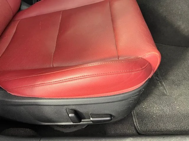 Used 2019 Black Kia GT1 image 44