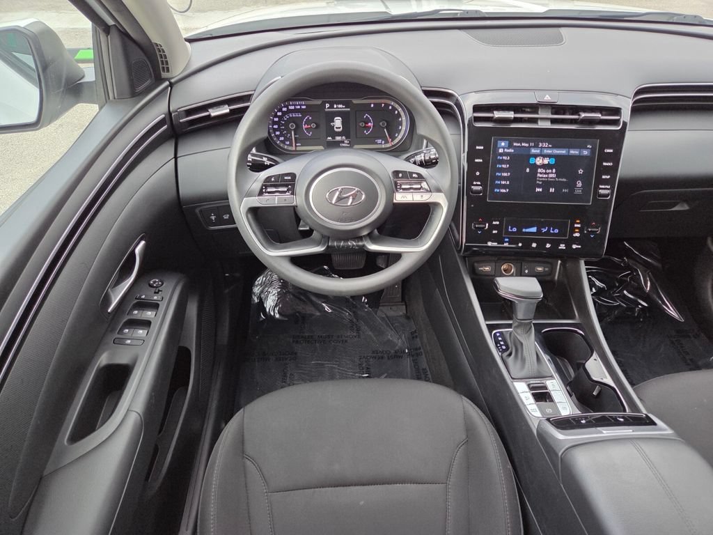 Used 2024 White Pearl Hyundai SEL image 21