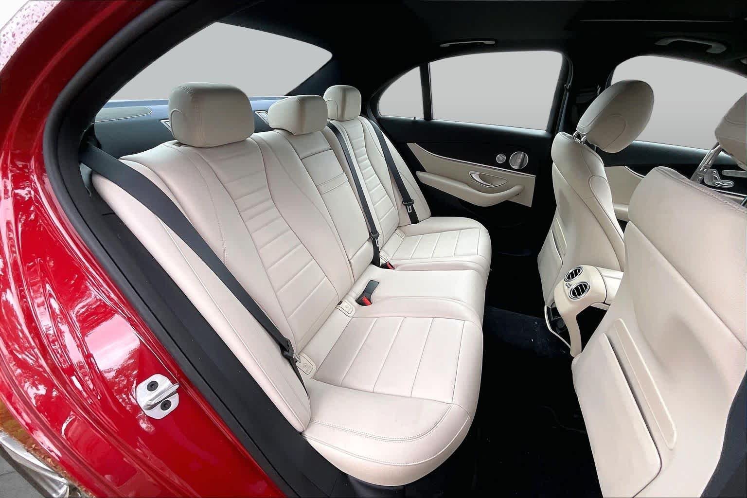 Used 2020 designo Cardinal Red Metallic Mercedes-Benz E 350 image 19
