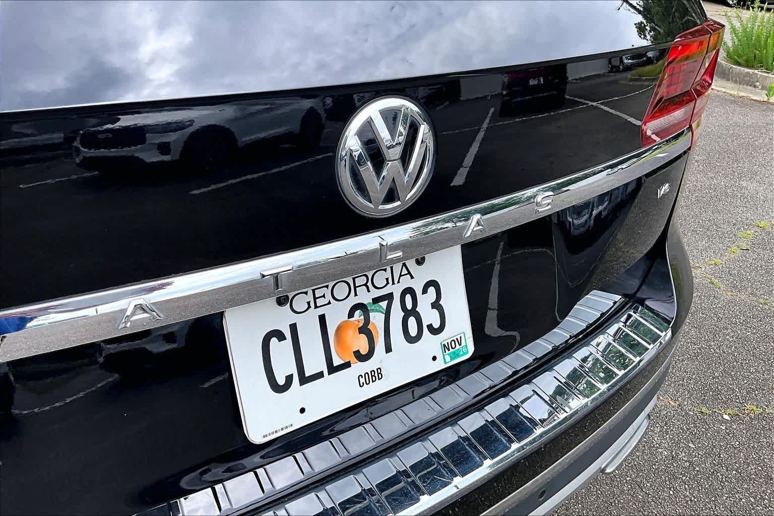 Used 2019 Deep Black Pearl Volkswagen 3.6L V6 SEL image 31