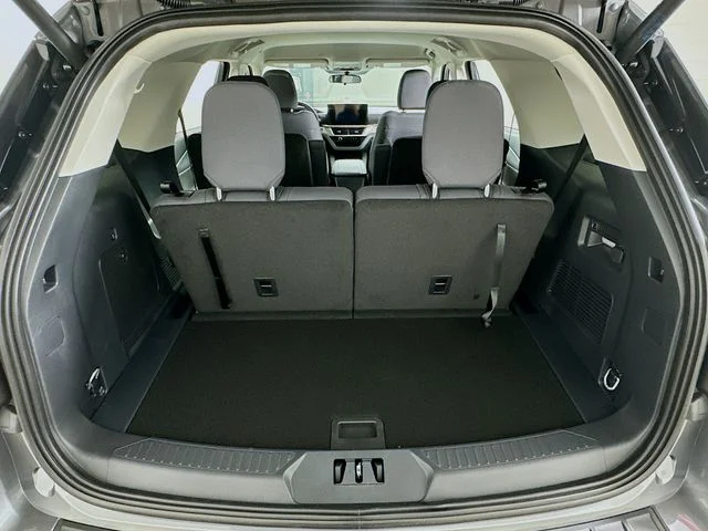 New 2026 Gray Ford Active image 25