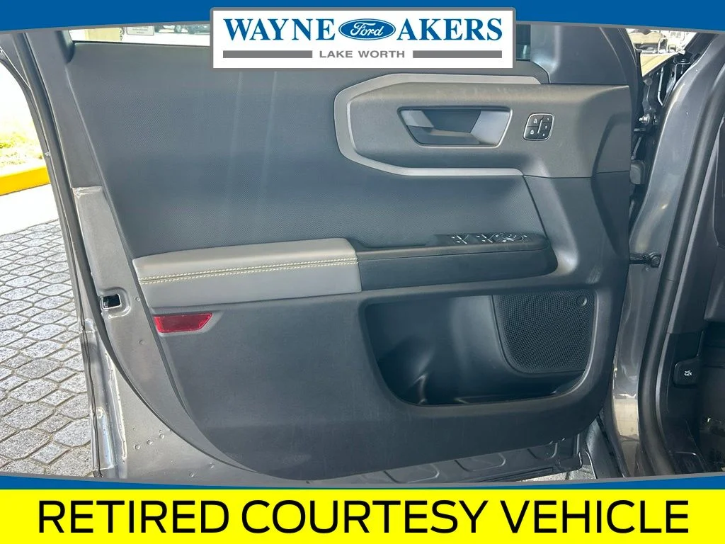 New 2025 Carbonized Gray Metallic Ford Badlands image 34