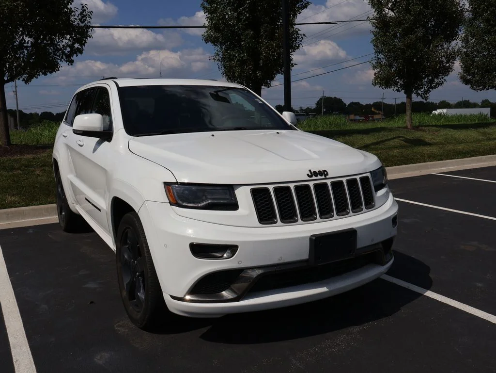 Used 2016 White Jeep Overland image 5