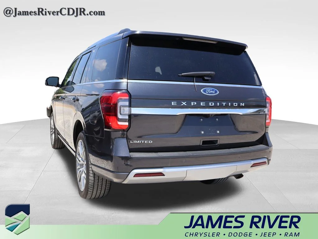 Used 2024 Gray Ford Limited image 17