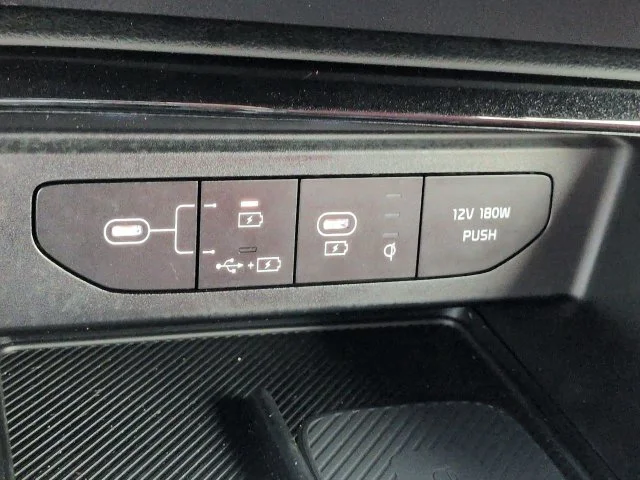 Certified Used 2026 Wolf Gray Kia GT-Line image 21