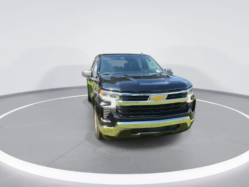 Used 2026 Black Chevrolet LT image 3