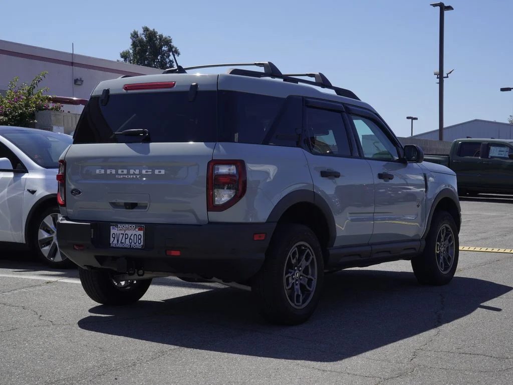 Used 2021 Green Ford Big Bend image 3
