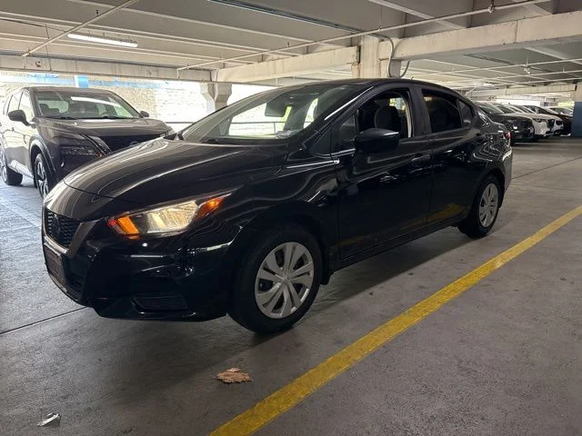 Used 2021 Black Nissan 1.6 S image 1