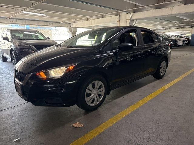 Used 2021 Black Nissan 1.6 S image 1