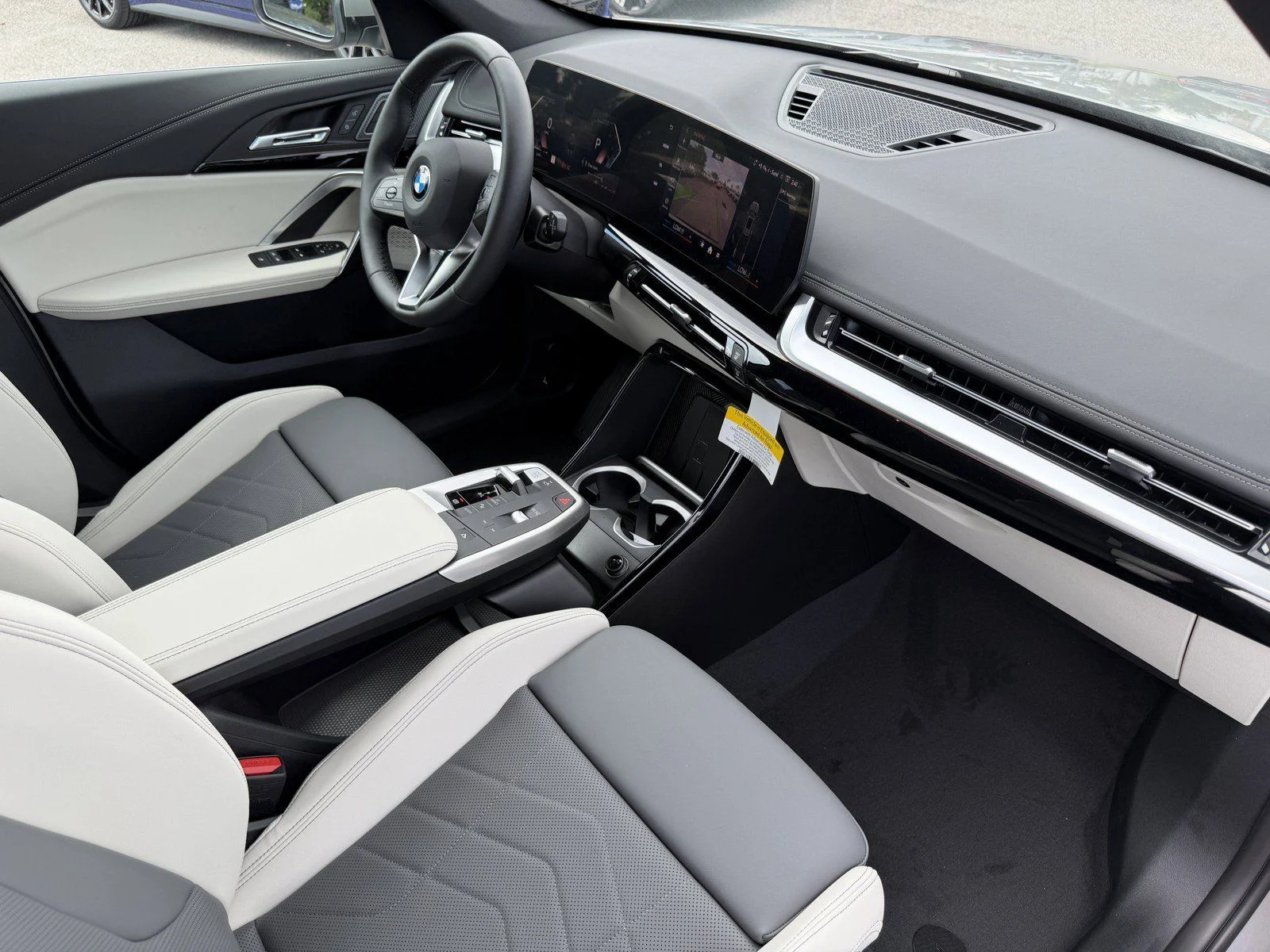 New 2026 Space Silver Metallic BMW xDrive28i image 14
