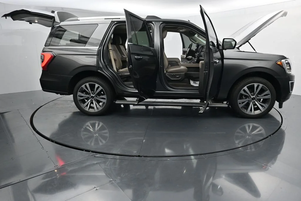Used 2021 Gray Ford Limited image 38